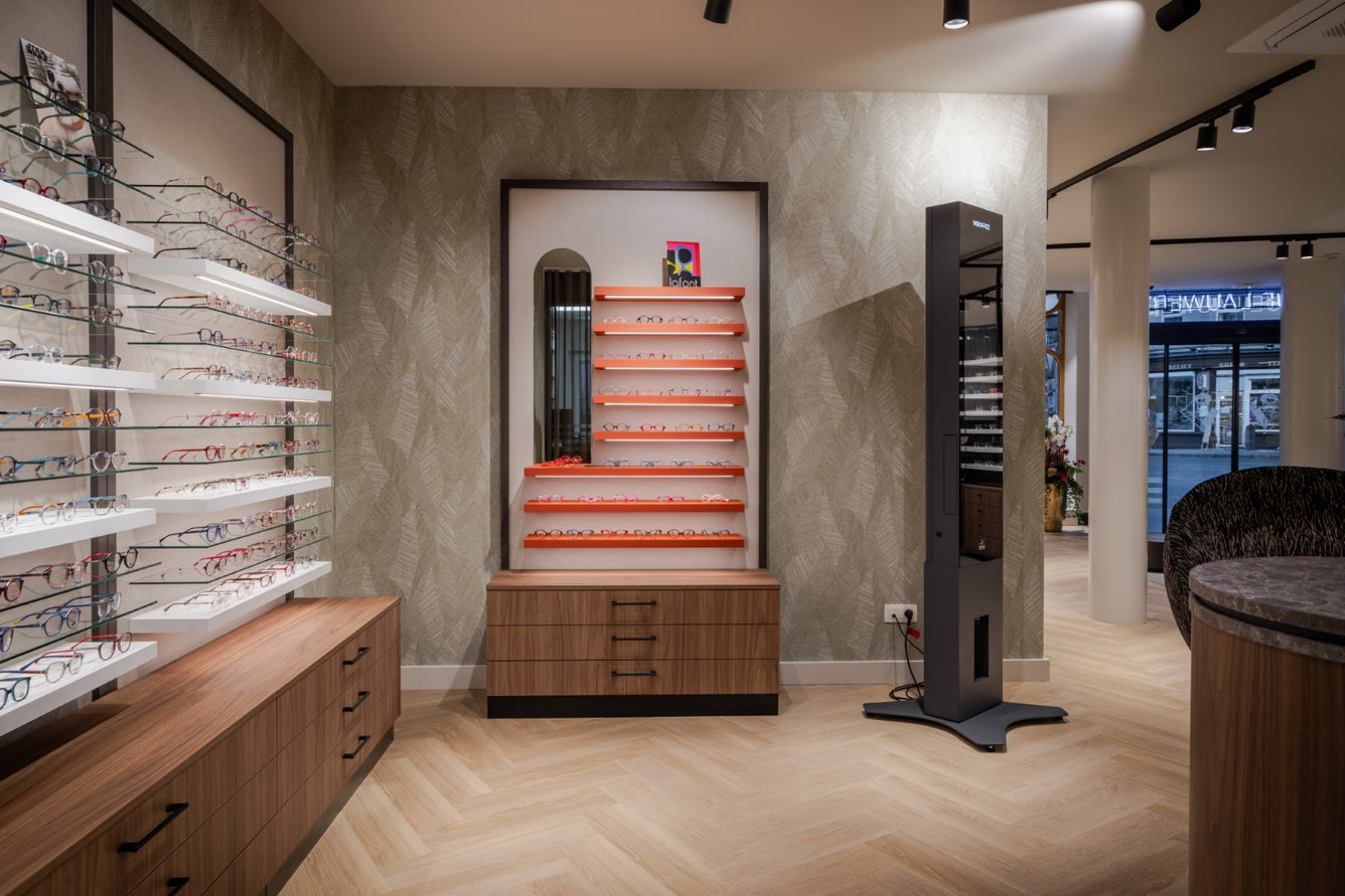 Cagliari G 1200 | Arcades | Wall panel with lit shelving and mirror