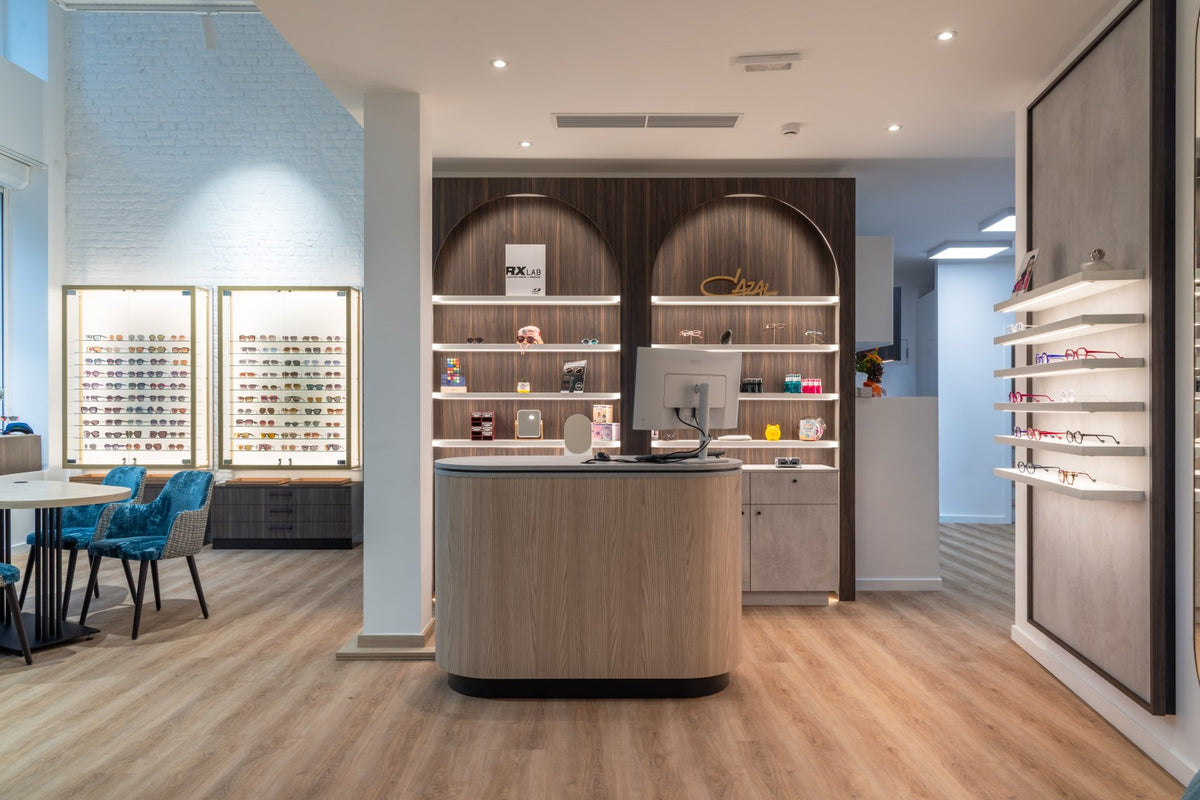 Murano A 1400 | Arcades | Counter back wall with lit shelving