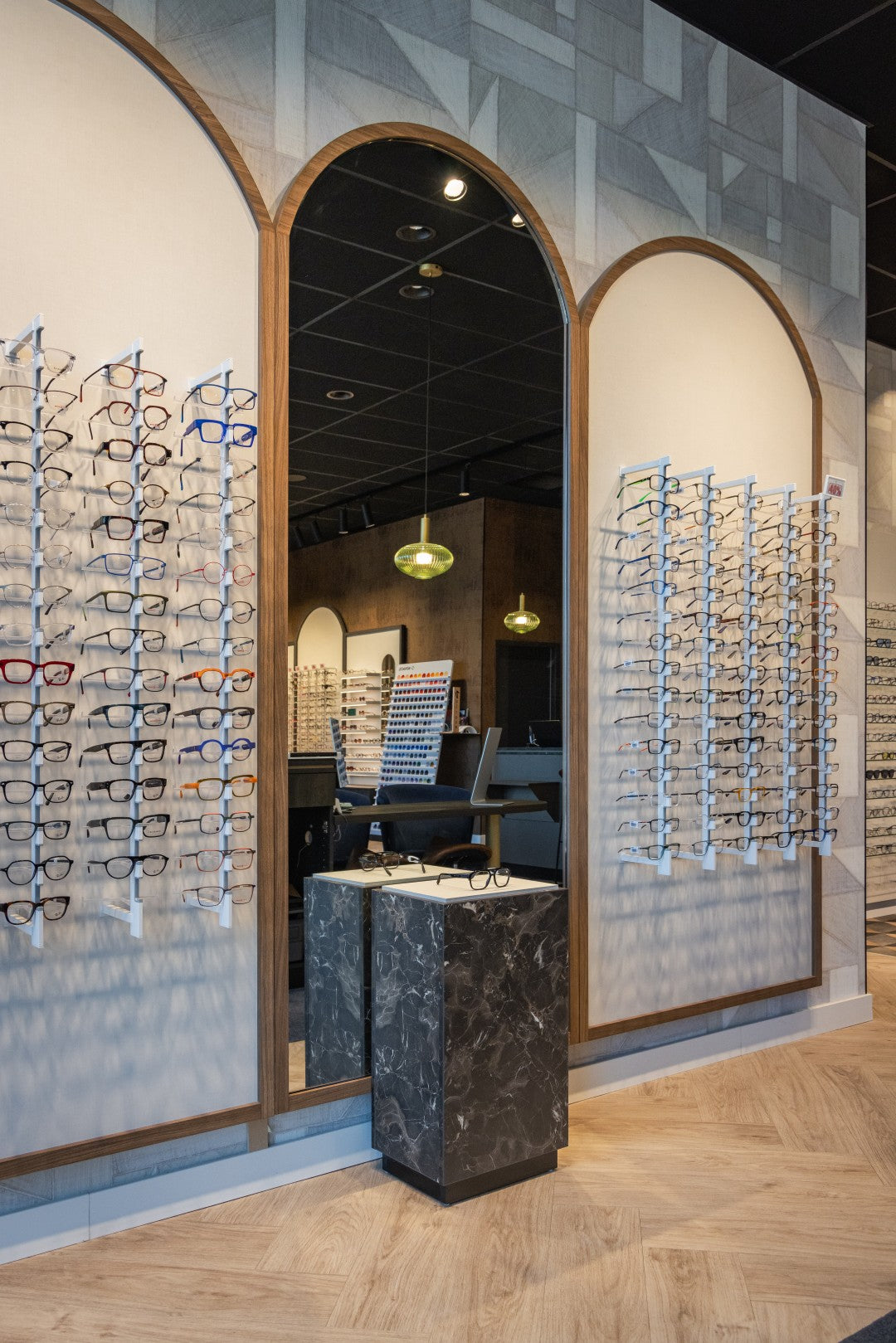 Calabria A Open 1200 | Arcades | Présentationmurale Ã  colonnes de lunettes