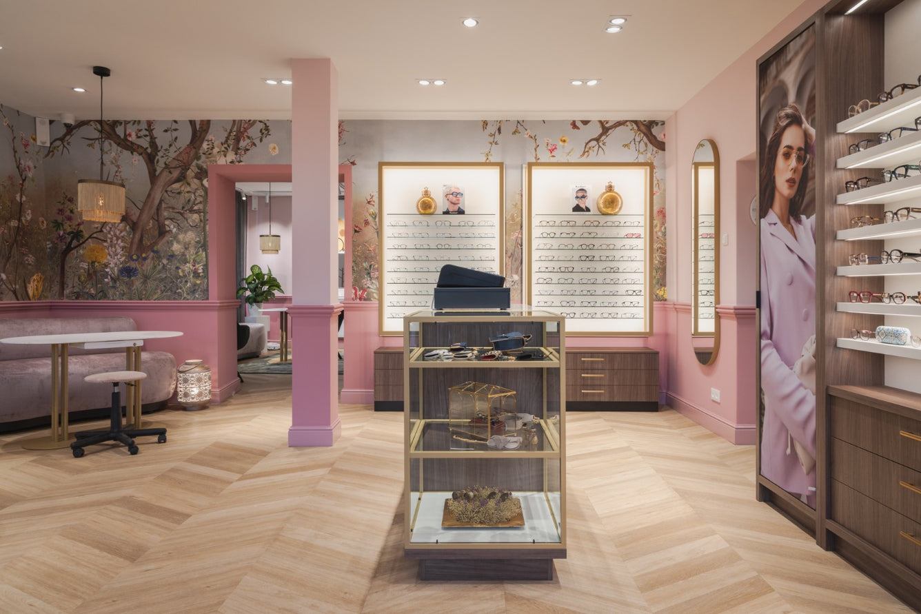 Vicenza B 1200 Low | Uptown Vintage | Verlichte wandpresentatie